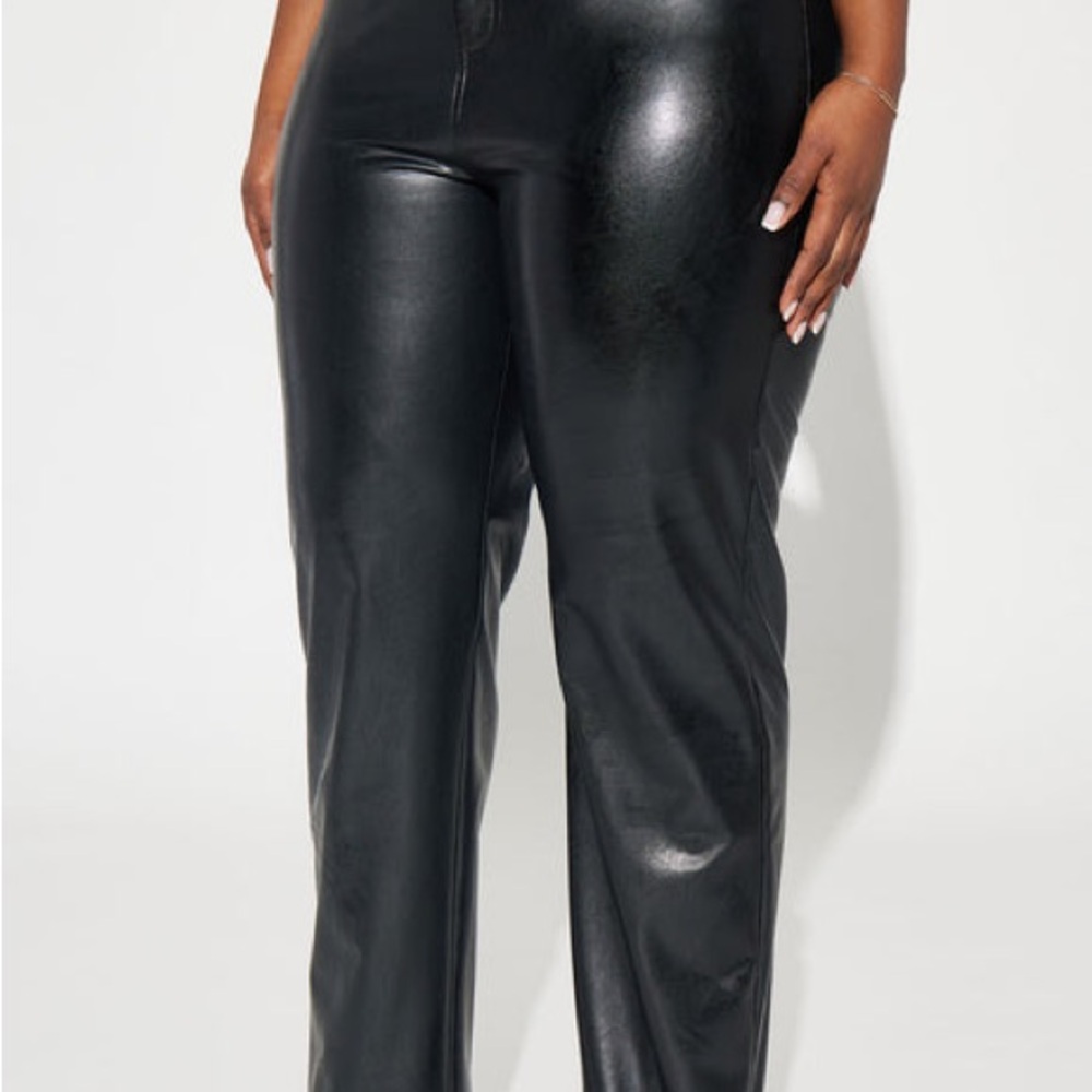 Sz M women Fashion Nova Truly chic faux leather pant black New - Picture 5 of 14